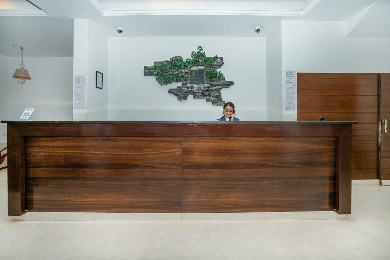 העיר בנגלור Kr Inn Hotel & Convention Centre מראה חיצוני תמונה