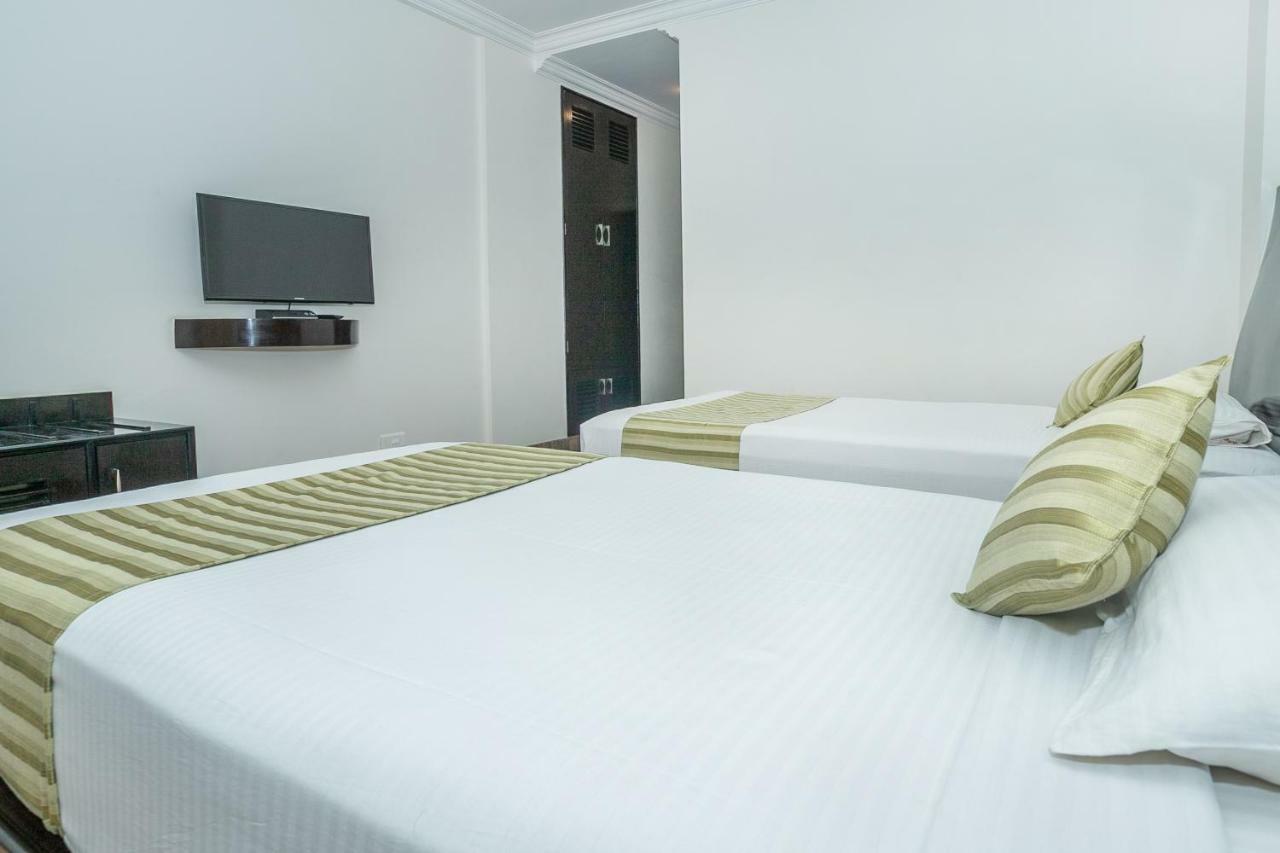 העיר בנגלור Kr Inn Hotel & Convention Centre מראה חיצוני תמונה